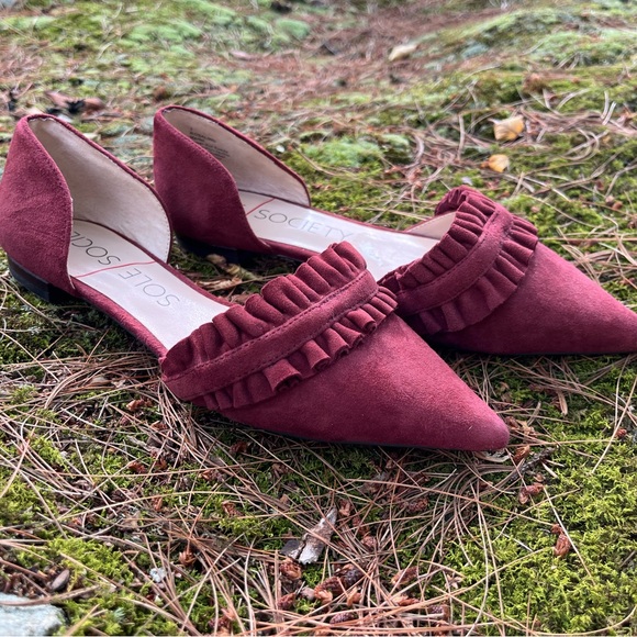 Sole Society Red Flats with Ruffle Detail Burgundy Size 7 - Picture 1 of 6